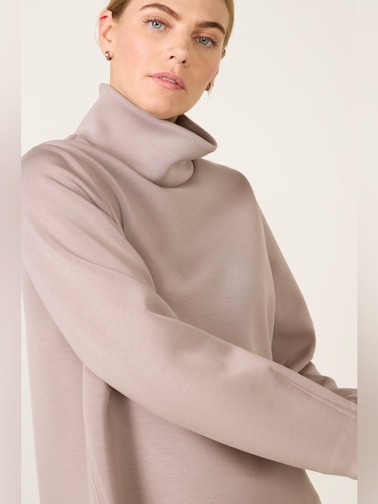 SPANX Tops - Spanx AirEssentials Luxe Top, long sleeve. Size small. Great condition